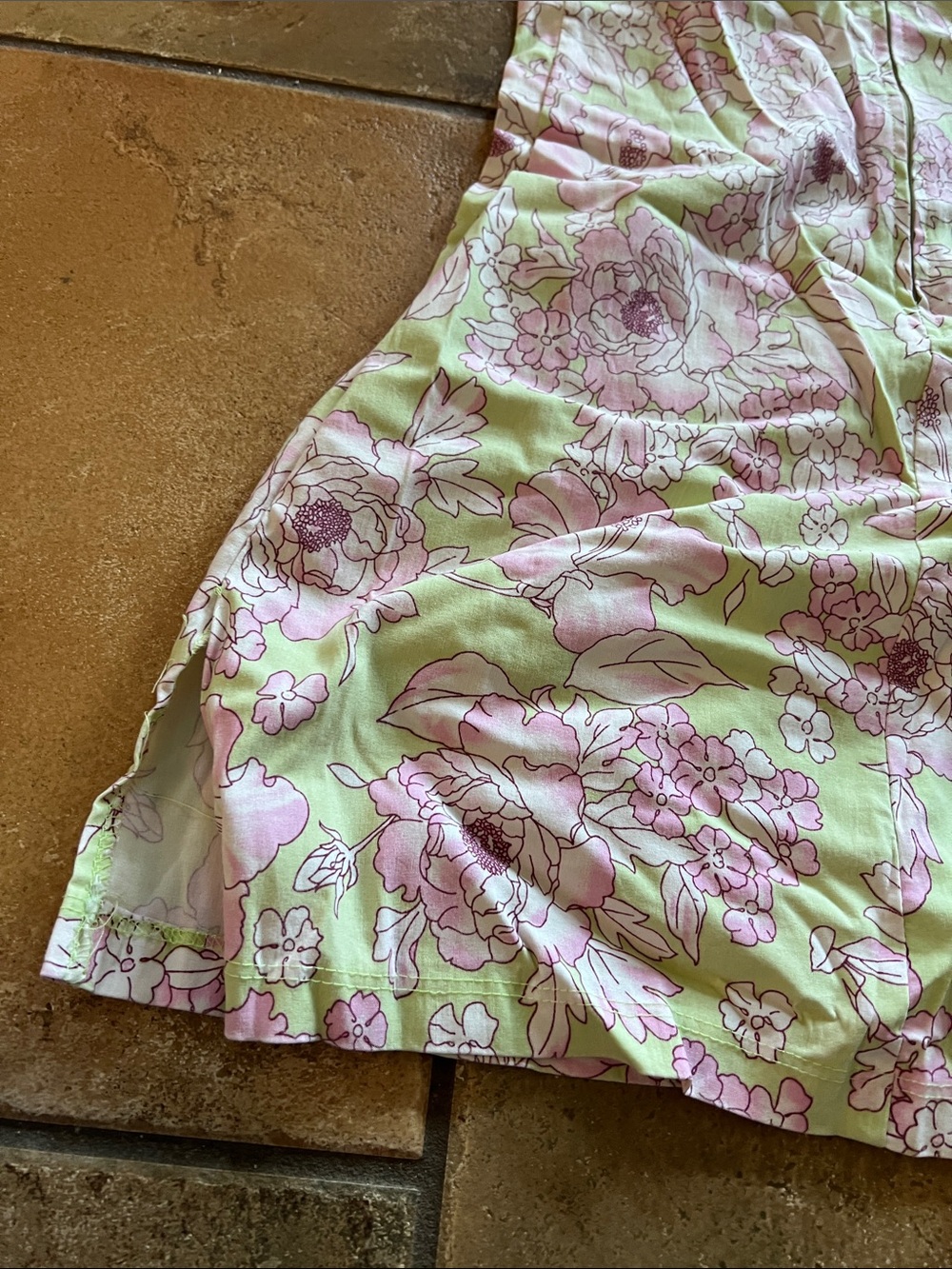 CHARLOTTE RUSSE FLORAL DRESS - Picture 7 of 7